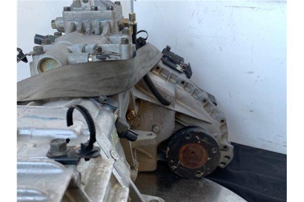 Recambio de caja cambios manual 4x4 para kia sorento (bl) 2.5 crdi referencia OEM IAM 442410 473003C10 