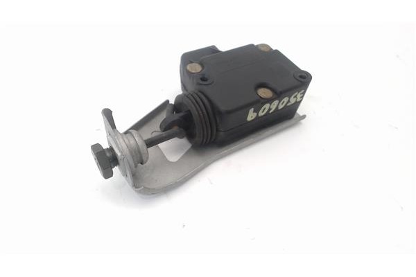Recambio de motor apertura deposito combustible para peugeot 407 1.6 business line referencia OEM IAM   