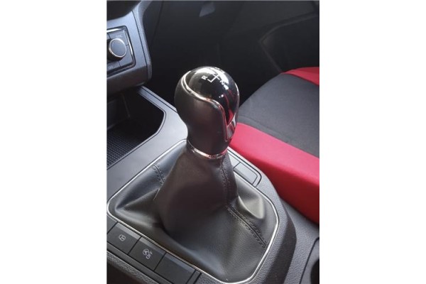 Recambio de pomo palanca cambio para seat ibiza (kj1) 1.0 style referencia OEM IAM    Recambio de pomo palanca cambio para seat ibiza (kj1) 1.0 style referencia OEM IAM