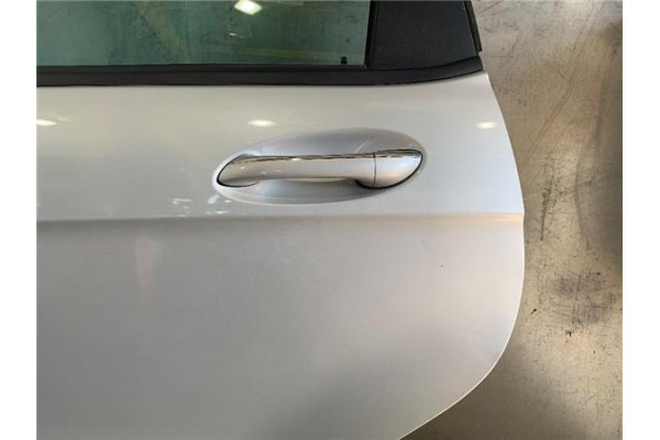 Recambio de puerta trasero izquierda para mercedes-benz clase a (bm 169) 1.7 a 170 (169.032) referencia OEM IAM A1697301905   Recambio de puerta trasero izquierda para mercedes-benz clase a (bm 169) 1.7 a 170 (169.032) referencia OEM IAM A1697301905