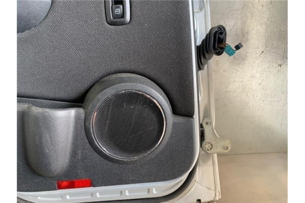 Recambio de puerta trasero izquierda para mercedes-benz clase a (bm 169) 1.7 a 170 (169.032) referencia OEM IAM A1697301905   Recambio de puerta trasero izquierda para mercedes-benz clase a (bm 169) 1.7 a 170 (169.032) referencia OEM IAM A1697301905