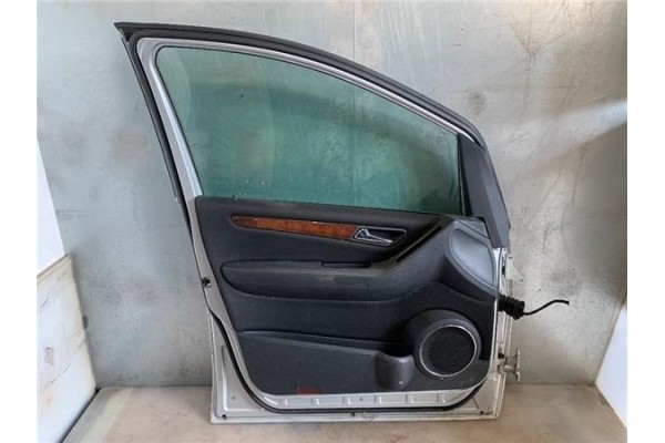 Recambio de puerta delantero izquierda para mercedes-benz clase a (bm 169) 1.7 a 170 (169.032) referencia OEM IAM A1697202105   Recambio de puerta delantero izquierda para mercedes-benz clase a (bm 169) 1.7 a 170 (169.032) referencia OEM IAM A1697202105