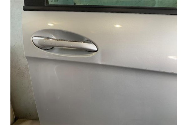 Recambio de puerta delantero derecha para mercedes-benz clase a (bm 169) 1.7 a 170 (169.032) referencia OEM IAM A1697202205   Recambio de puerta delantero derecha para mercedes-benz clase a (bm 169) 1.7 a 170 (169.032) referencia OEM IAM A1697202205