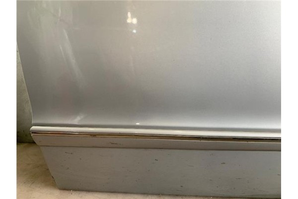 Recambio de puerta delantero derecha para mercedes-benz clase a (bm 169) 1.7 a 170 (169.032) referencia OEM IAM A1697202205   Recambio de puerta delantero derecha para mercedes-benz clase a (bm 169) 1.7 a 170 (169.032) referencia OEM IAM A1697202205