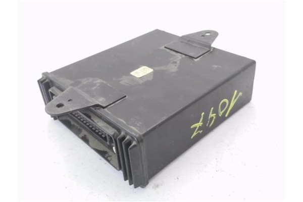 Recambio de centralita para rover 200 (xh) 216 vitesse referencia OEM IAM ADU8820 84400F 