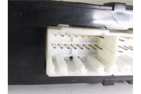 Recambio de centralita para hyundai getz (tb) 1.3 i referencia OEM IAM 954001C200 SEKS03 