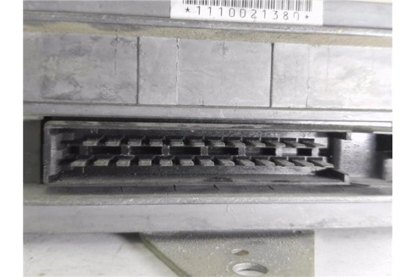 Recambio de centralita para rover 200 (xh) 216 vitesse referencia OEM IAM ADU8820 84400A 