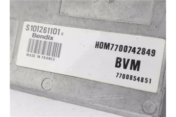 Recambio de centralita para renault r 19 berl. con portón (b/c53) 1.8 16v (b/c53d) referencia OEM IAM 7700742849 S101261101D 