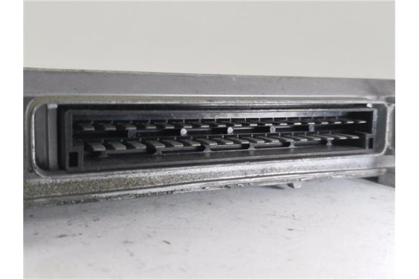 Recambio de centralita para renault r 19 berl. con portón (b/c53) 1.8 16v (b/c53d) referencia OEM IAM 7700742849 S101261101D 