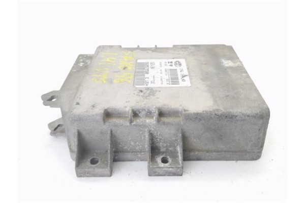 Recambio de centralita para citroen saxo 1.4 vts referencia OEM IAM 9620578580 IAW1AP40 