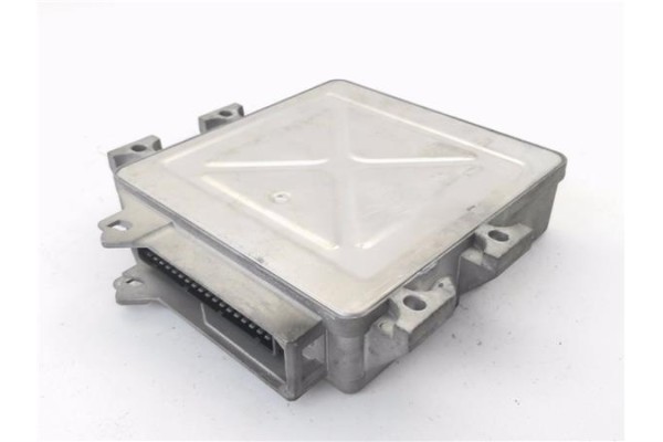 Recambio de centralita para citroen saxo 1.4 vts referencia OEM IAM 9620578580 IAW1AP40 