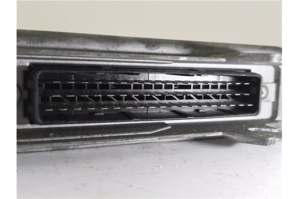 Recambio de centralita para citroen saxo 1.4 vts referencia OEM IAM 9620578580 IAW1AP40 