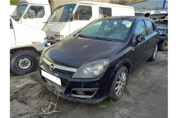 opel astra h berlina (2004) del año 