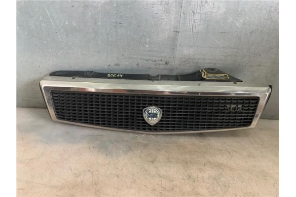 Recambio de rejilla capo para lancia y 10 1.1 i.e. fire (156ag) referencia OEM IAM 7716091  