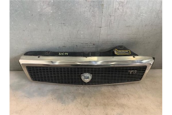 Recambio de rejilla capo para lancia y 10 1.1 i.e. fire (156ag) referencia OEM IAM 7716091  