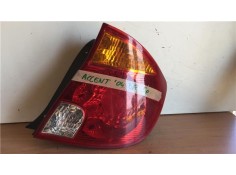 Recambio de piloto trasero derecho para hyundai accent (mc) 1.4 gl referencia OEM IAM 92402257  