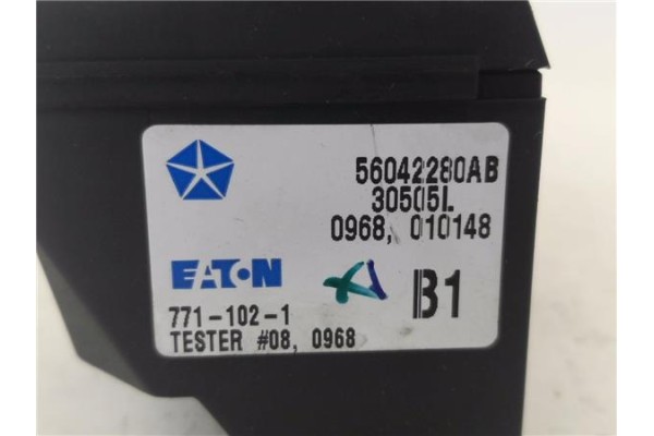 Recambio de mando elevalunas delantero izquierdo para jeep grand cherokee (zj/z) 2.5 td ltd. (z) referencia OEM IAM 56042280AB   Recambio de mando elevalunas delantero izquierdo para jeep grand cherokee (zj/z) 2.5 td ltd. (z) referencia OEM IAM 56042280AB