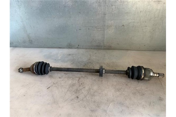 Recambio de palier delantero derecho para hyundai lantra familiar (rd) 1.6 16v referencia OEM IAM 4950829A00  