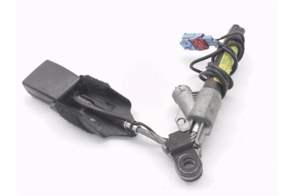 Recambio de anclaje cinturon delantero izquierdo para citroen c3 1.4 hdi referencia OEM IAM 8973TH  