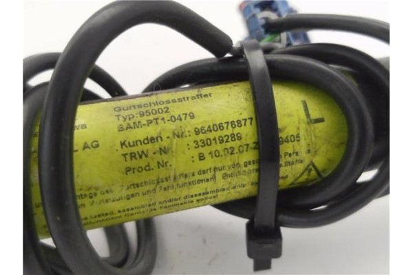 Recambio de anclaje cinturon delantero izquierdo para citroen c3 1.4 hdi referencia OEM IAM 8973TH  