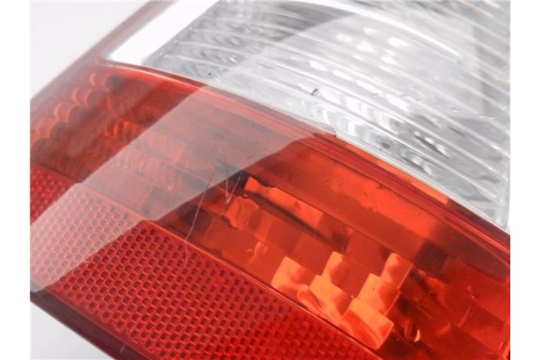 Recambio de piloto trasero izquierdo para citroen c3 1.4 hdi referencia OEM IAM 6350Q3  