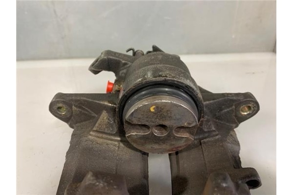 Recambio de pinza freno delantero izquierda para citroen c5 berlina 2.0 hdi referencia OEM IAM 4400L6   Recambio de pinza freno delantero izquierda para citroen c5 berlina 2.0 hdi referencia OEM IAM 4400L6