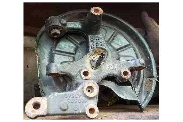 Recambio de mangueta trasero izquierda para audi a3 (8p1) 1.4 tfsi ambiente referencia OEM IAM   