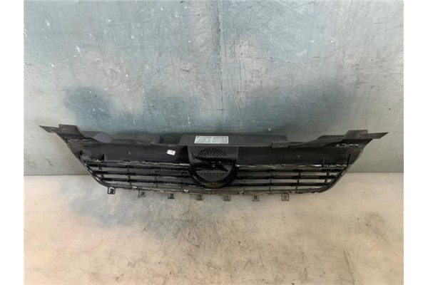 Recambio de rejilla paragolpes delantero para opel zafira 1.9 cdti referencia OEM IAM 6320123  
