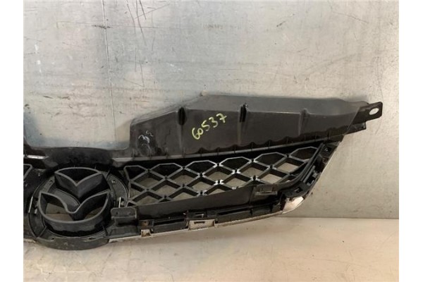 Recambio de rejilla paragolpes delantero para mazda 5 2.0 referencia OEM IAM C23550710C  
