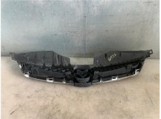 Recambio de rejilla paragolpes delantero para mazda 5 2.0 referencia OEM IAM C23550710C  