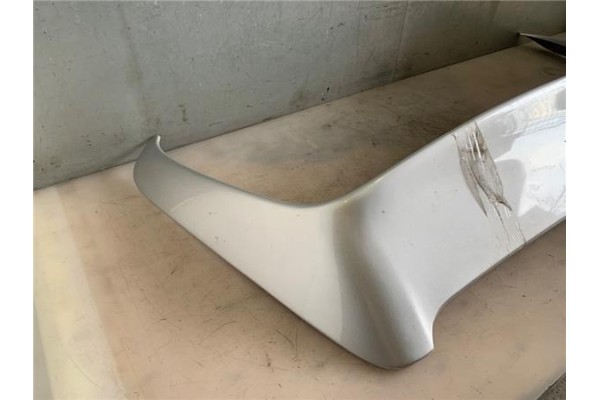 Recambio de aleron trasero para opel corsa b 1.7 d referencia OEM IAM 6719600   Recambio de aleron trasero para opel corsa b 1.7 d referencia OEM IAM 6719600