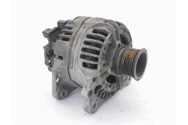 Recambio de alternador para volkswagen polo iii berlina (6n2) 1.4 conceptline referencia OEM IAM 037903025M 124325013  Recambio de alternador para volkswagen polo iii berlina (6n2) 1.4 conceptline referencia OEM IAM 037903025M 124325013