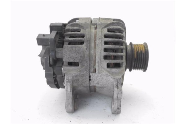 Recambio de alternador para volkswagen polo iii berlina (6n2) 1.4 conceptline referencia OEM IAM 037903025M 124325013  Recambio de alternador para volkswagen polo iii berlina (6n2) 1.4 conceptline referencia OEM IAM 037903025M 124325013