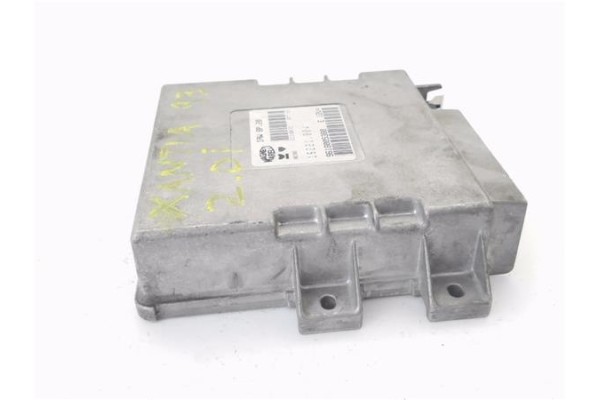 Recambio de centralita para citroen xantia berlina 2.0 16v activa referencia OEM IAM 9618005380 IAW8P20 