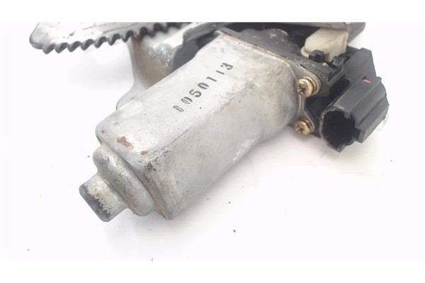 Recambio de mecanismo elevalunas delantero izquierdo para chevrolet kalos 1.2 se referencia OEM IAM 96541737  