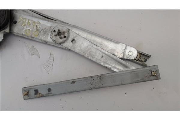 Recambio de mecanismo elevalunas delantero derecho para chevrolet kalos 1.2 se referencia OEM IAM 96541738  