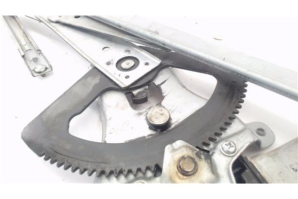 Recambio de mecanismo elevalunas delantero derecho para chevrolet kalos 1.2 se referencia OEM IAM 96541738  