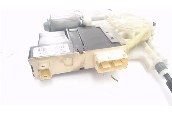 Recambio de mecanismo elevalunas delantero izquierdo para citroen c4 coupe 1.6 hdi referencia OEM IAM 9681576980  