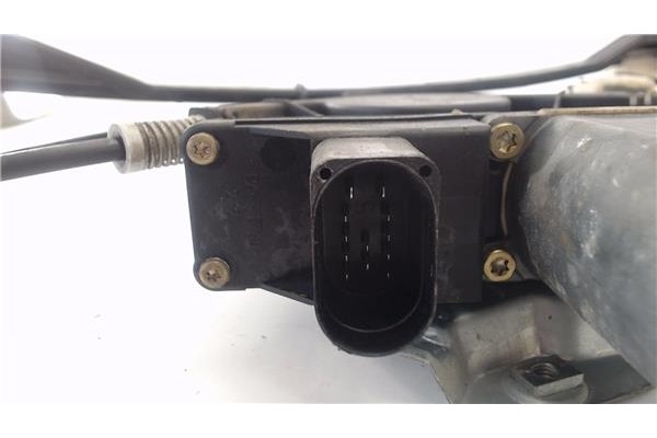 Recambio de mecanismo elevalunas delantero izquierdo para volkswagen polo iii berlina (6n2) 1.4 conceptline referencia OEM IAM 6 Recambio de mecanismo elevalunas delantero izquierdo para volkswagen polo iii berlina (6n2) 1.4 conceptline referencia OEM IAM 6