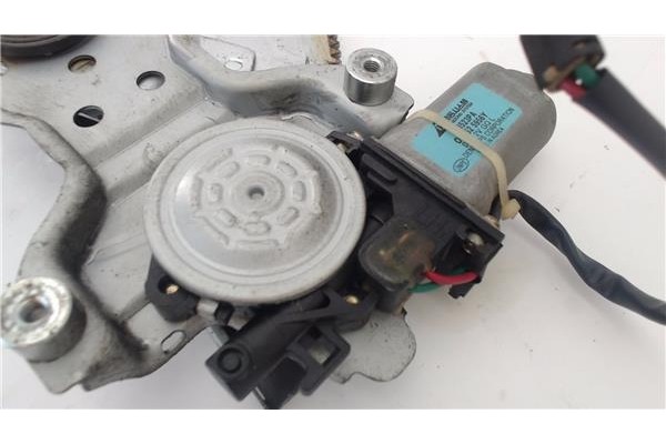 Recambio de mecanismo elevalunas delantero izquierdo para kia carnival 2.9 td referencia OEM IAM XH523PA  