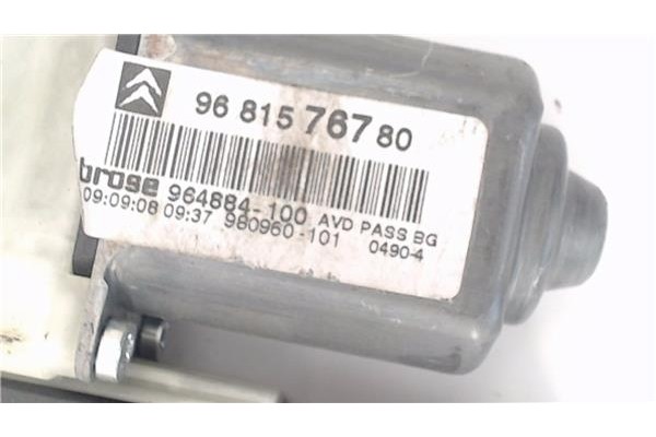 Recambio de mecanismo elevalunas delantero derecho para citroen c4 coupe 1.6 hdi referencia OEM IAM 9681576780  