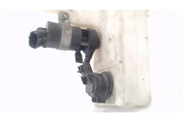 Recambio de deposito limpiaparabrisas para mazda 5 2.0 referencia OEM IAM 860142728  