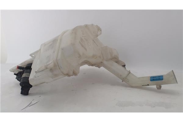 Recambio de deposito limpiaparabrisas para mazda 5 2.0 referencia OEM IAM 860142728  
