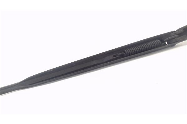 Recambio de brazo limpiaparabrisas delantero derecho para renault clio iii 1.5 dci (br17, cr17) referencia OEM IAM 8200268917   Recambio de brazo limpiaparabrisas delantero derecho para renault clio iii 1.5 dci (br17, cr17) referencia OEM IAM 8200268917