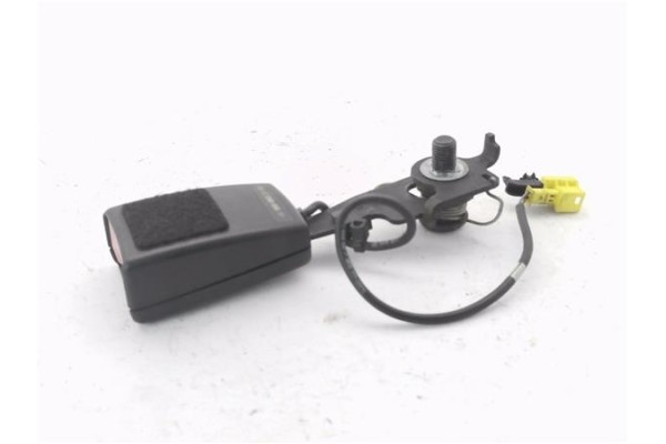 Recambio de anclaje cinturon trasero izquierdo para mercedes-benz clase a (bm 169) 2.0 a 180 cdi (169.007) referencia OEM IAM 16