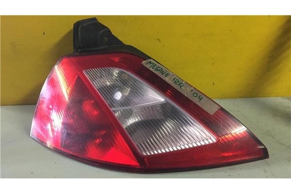 Recambio de piloto trasero izquierdo para renault megane ii (bm0/1_, cm0/1_) 1.9 dci referencia OEM IAM 8200073236  6K5953049C ,