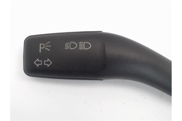 Recambio de mando intermitencia para audi a4 avant (8e) referencia OEM IAM (8E0953513A)  
