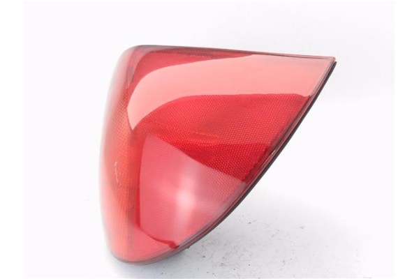 Recambio de piloto trasero derecho para ford mondeo ii (bap) 1.8 td referencia OEM IAM 96BG13N004AC  