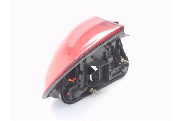 Recambio de piloto trasero derecho para ford mondeo ii (bap) 1.8 td referencia OEM IAM 96BG13N004AC  