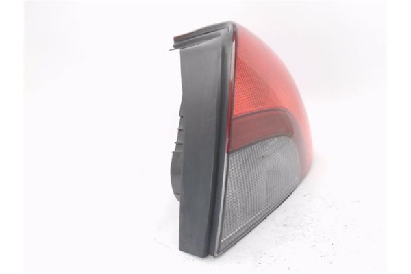 Recambio de piloto trasero derecho para ford mondeo ii (bap) 1.8 td referencia OEM IAM 96BG13N004AC  